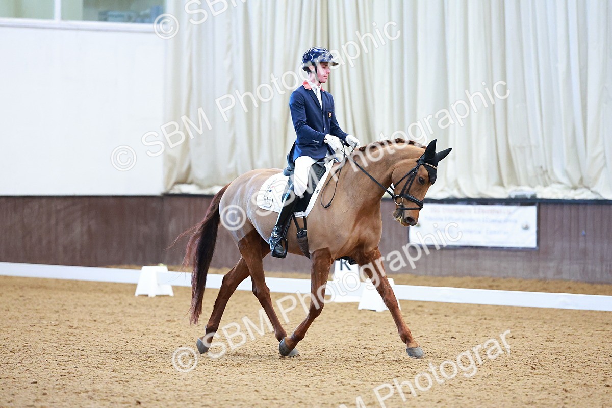 SBM_001317 - Class 18-15-16-22 - Elementary 5 Novice 5-Novice 6