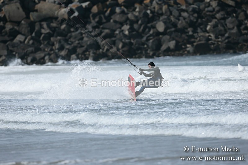 KS 020413-14 - Kite Surfing