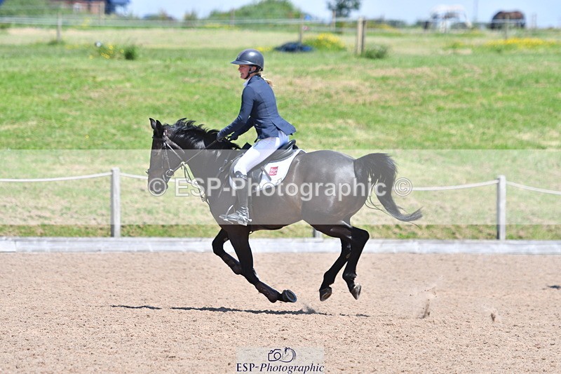 240609A-130117-05466 - Cls 18 Snr Newcomers and 1.10m Open