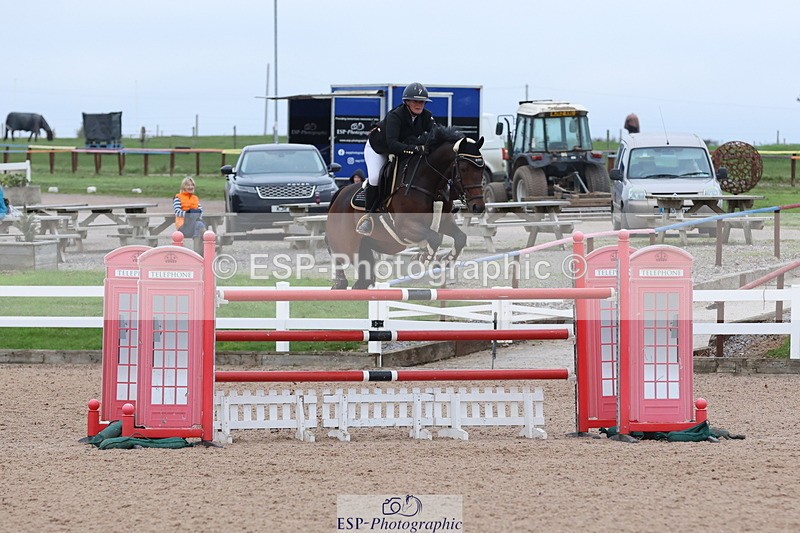 241101A-153548-03046 - FRI Cls 7 Blue Chip Grade B&C Jump Off