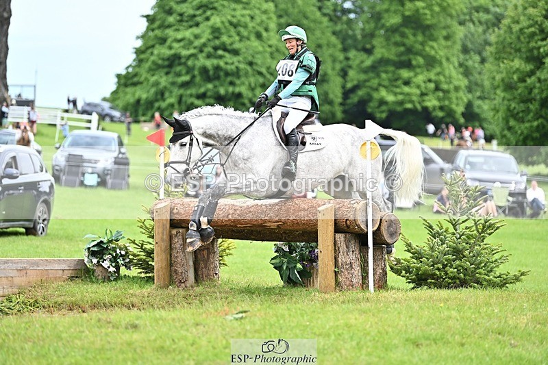 240525-145650-16111 - 208-KING_LOUIS-Mary_King