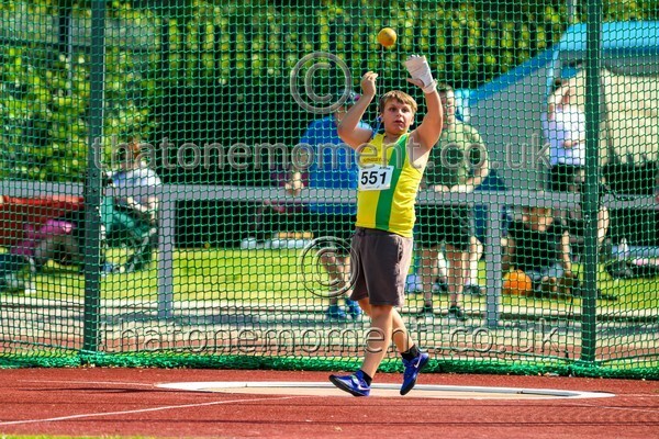 Age25SAT-926778 - Field Male