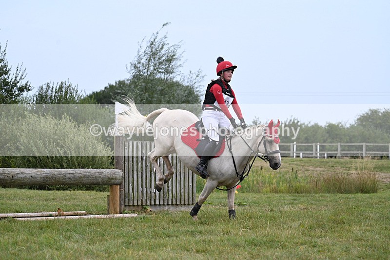 WJ7_8381 - 80cm XC Time 15:45 to 16:02