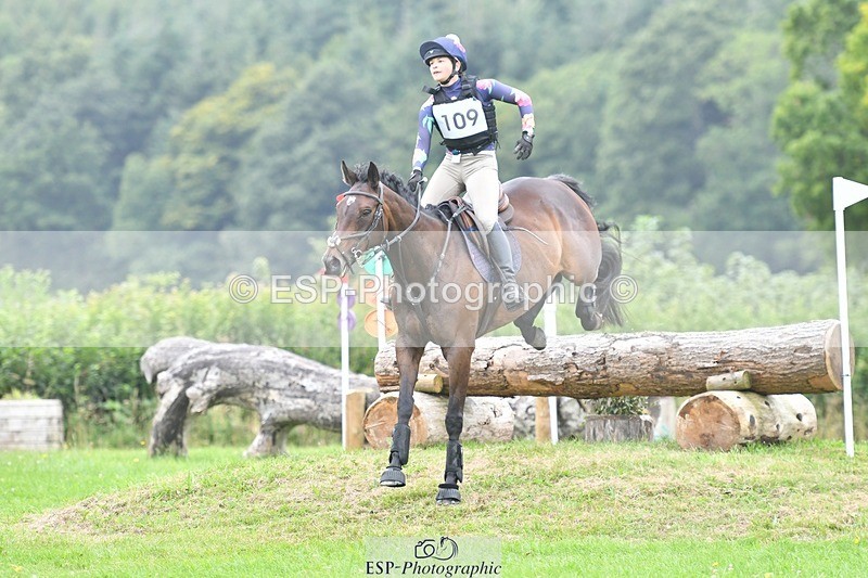 240803-113621-03242 - 109-Harriet_Parkes-JUST_HENNY