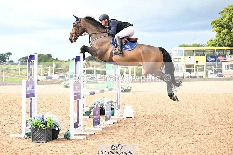 240912A-145035-02265 - Cls 5 National 1.30m Open