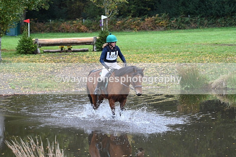 WJ7_3251 - Time 10:47 to 11:11 at the water