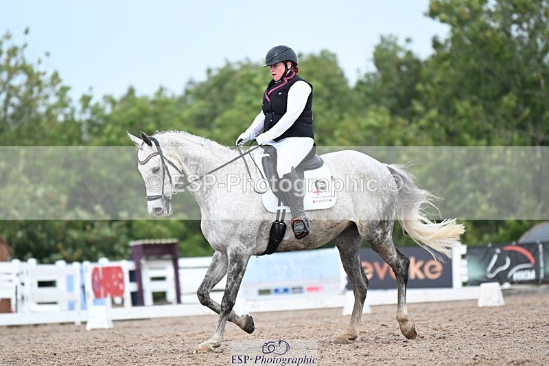 250907-130945-09992 - 071-Emma.ChapmanRoyal.Achiever