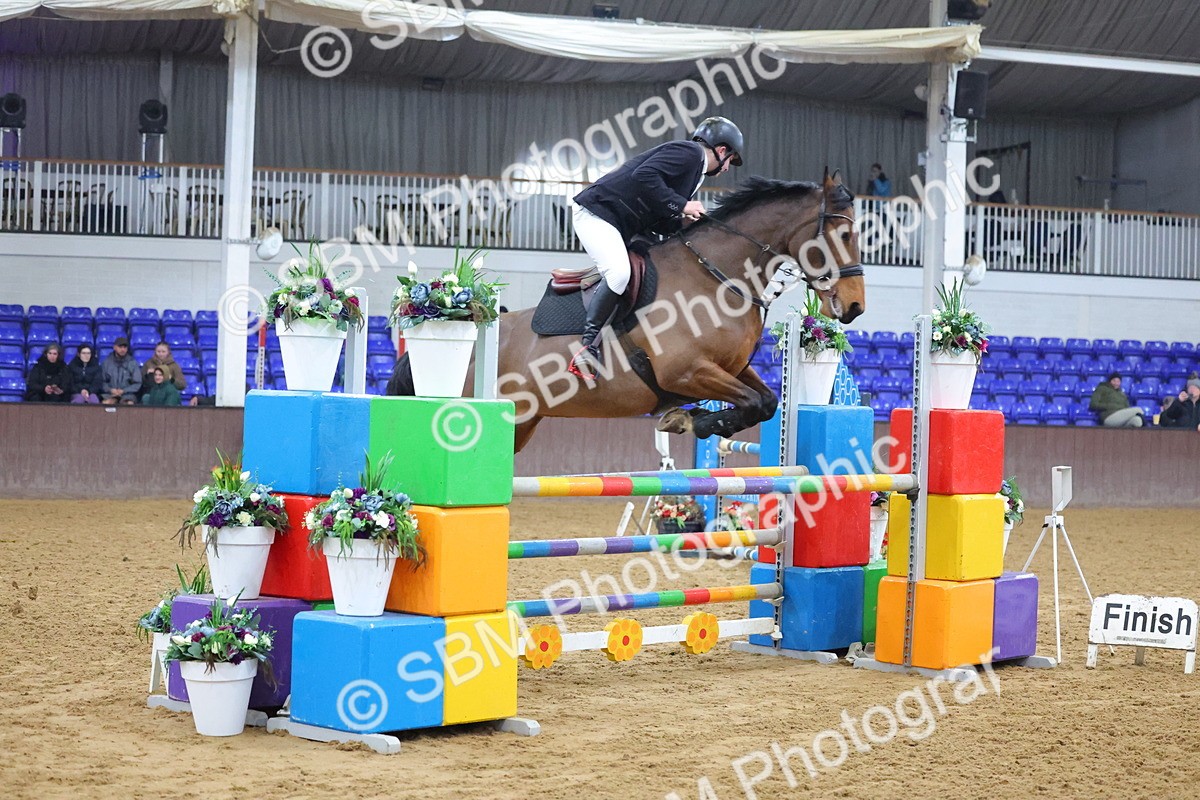 SBM_002032 - Class 15 - Senior Newcomers - First Round (1.10m)