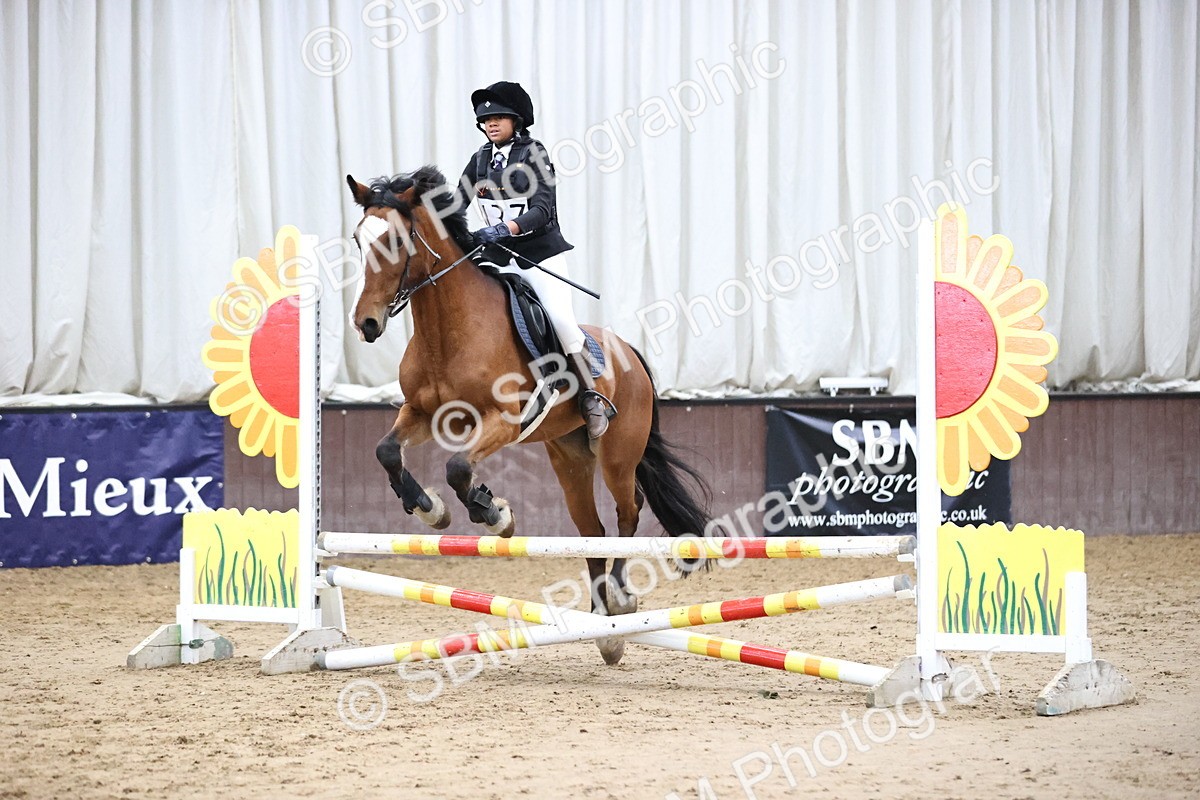 SBM_001362 - Class 5 - Henlow Veterinary Hospital 70cm