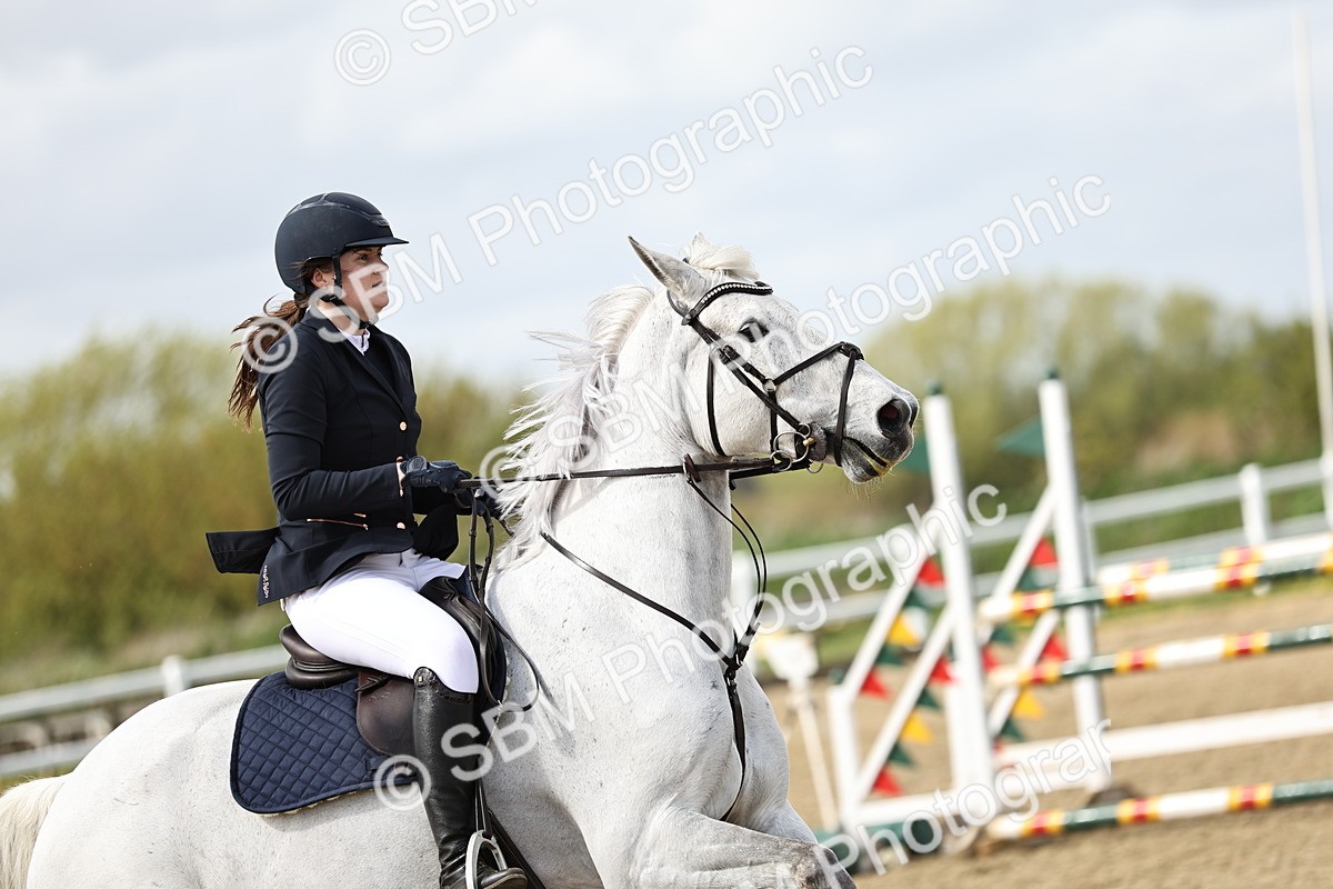 SBM_001220 - Class 4 - Senior Newcomers - 1.10m
