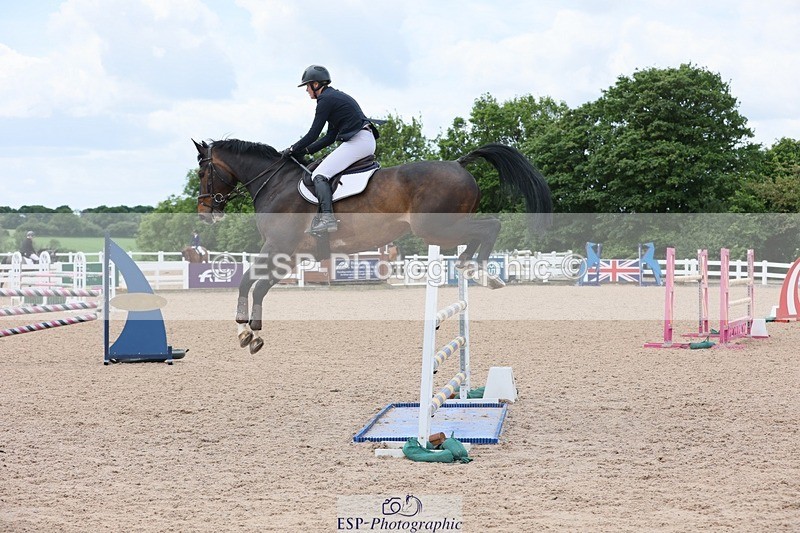 250528-132456-00989 - Cls 4 Newcomers and 1.10m Open