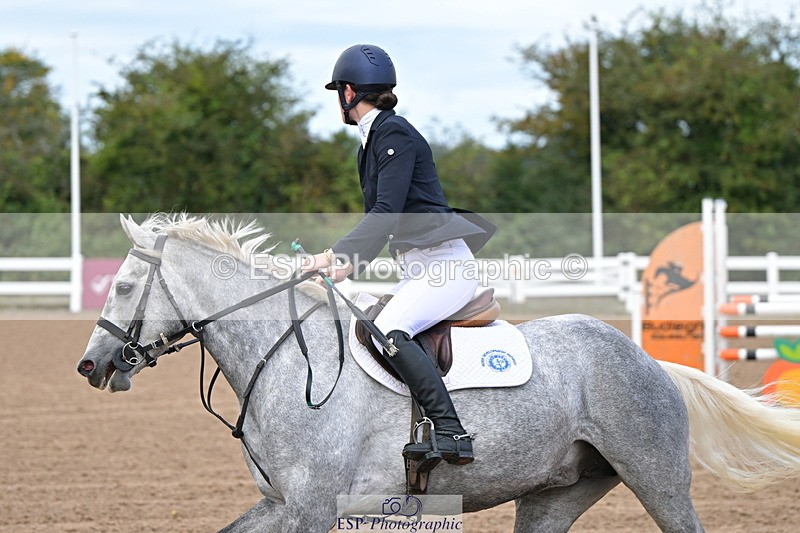 240925A-101114-00014 - Clear Round
