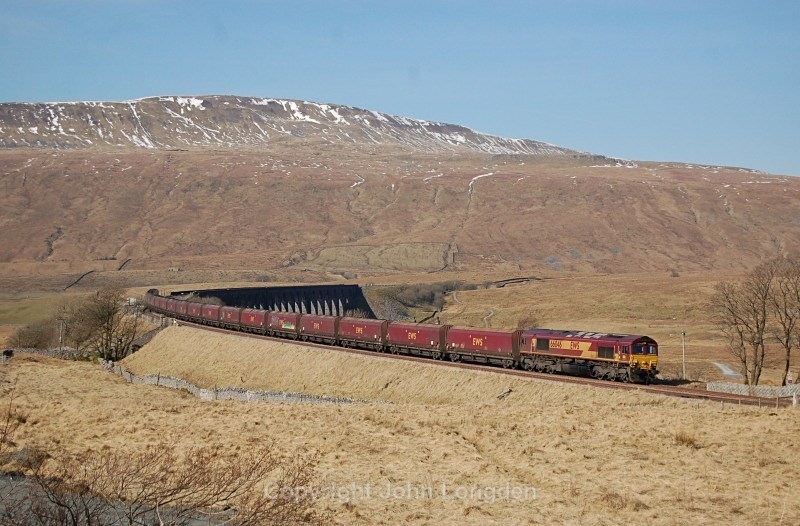 28.2.13 - 66046 6E93 Hunterston - Ferrybridge, Ribblehead - Ribblehead