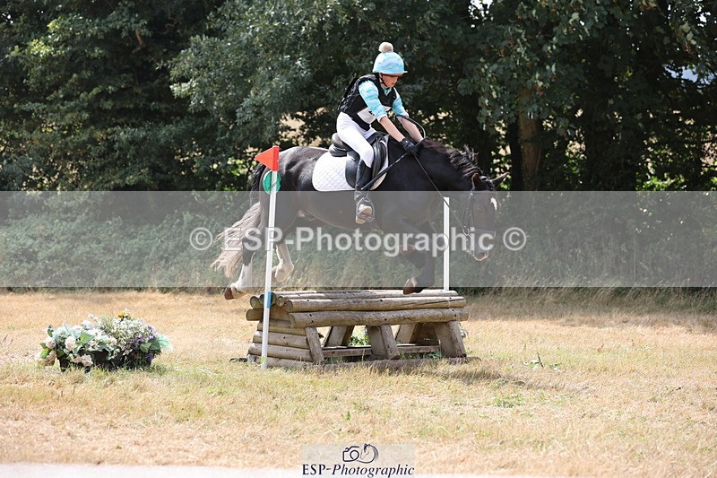 250824A-131124-36935 - 2086-Natalie.Squire-Charcoal