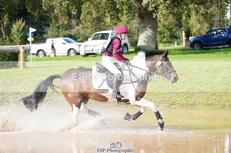 231021-143204-19284 - 467-WELLSHEAD.SQUIGGLE-Emily.Illing-SC+XC