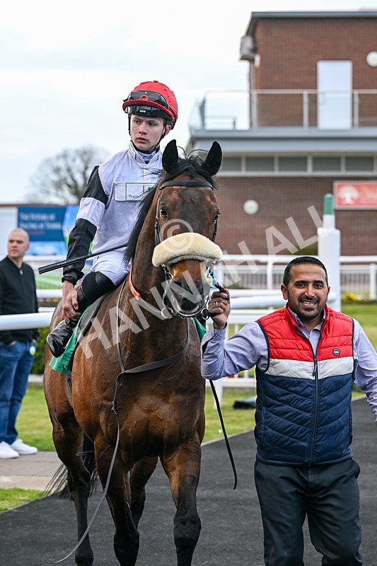 100426-Race 8-Juan Les Pins-4122 - Race 8