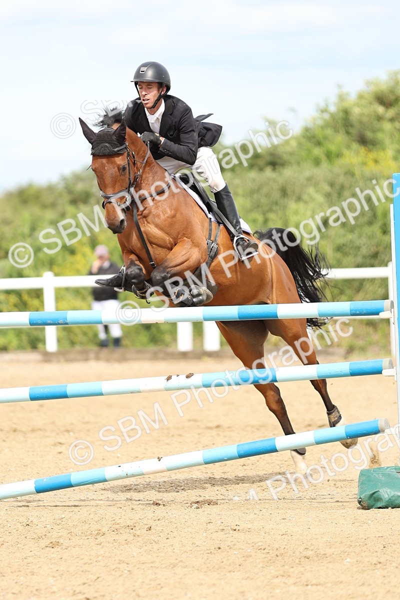 SBM_001412 - Class 5 - Senior Foxhunter - 1.20m