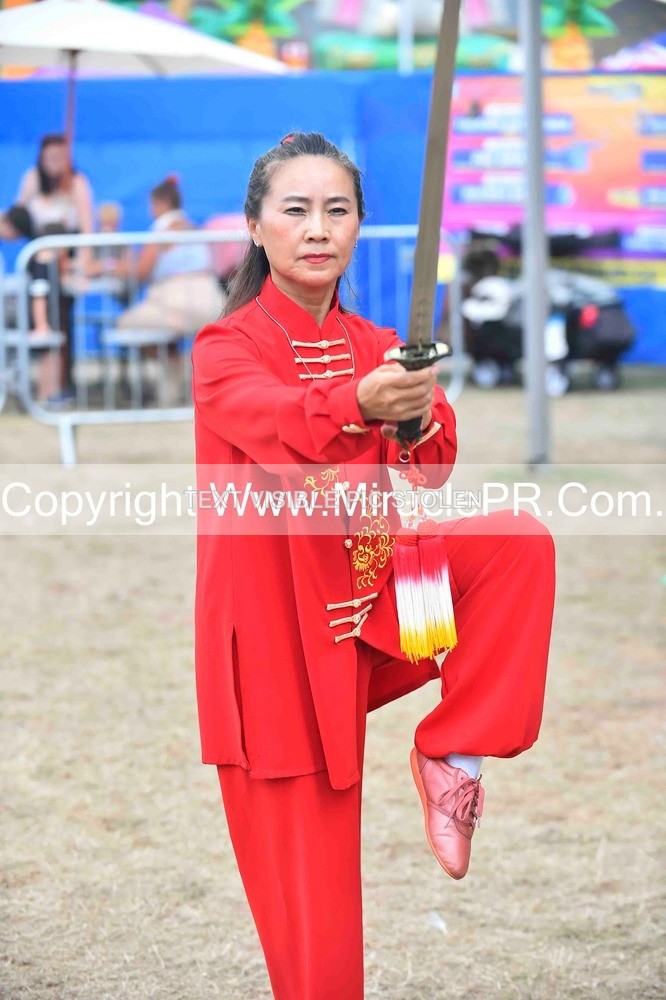 SH4_1516 - Tai Chi with Lisa Kay.