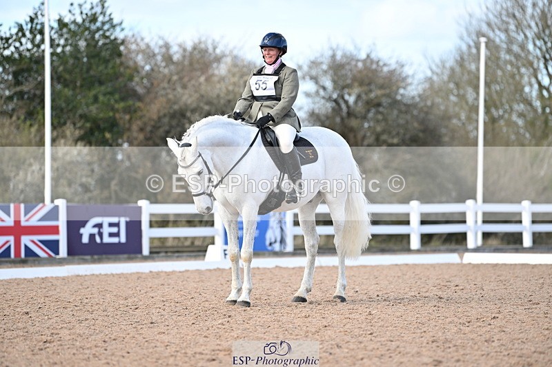 240324A-140104-03563 - Novice 28, 13.00 to 14.00