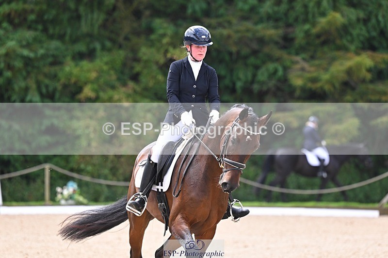 240809-120150-00965 - 214-Leah.Cornish-For.Flight.II