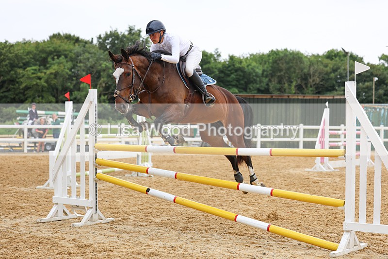 3E7A6592 - Class 9: Senior 1.15m Open