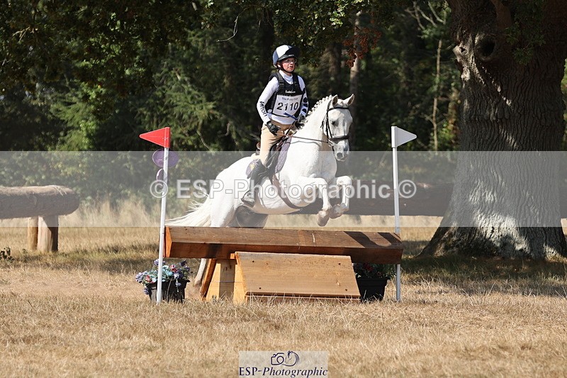 250824A-151936-39211 - 2110-Eliza.Hemphill-Davy