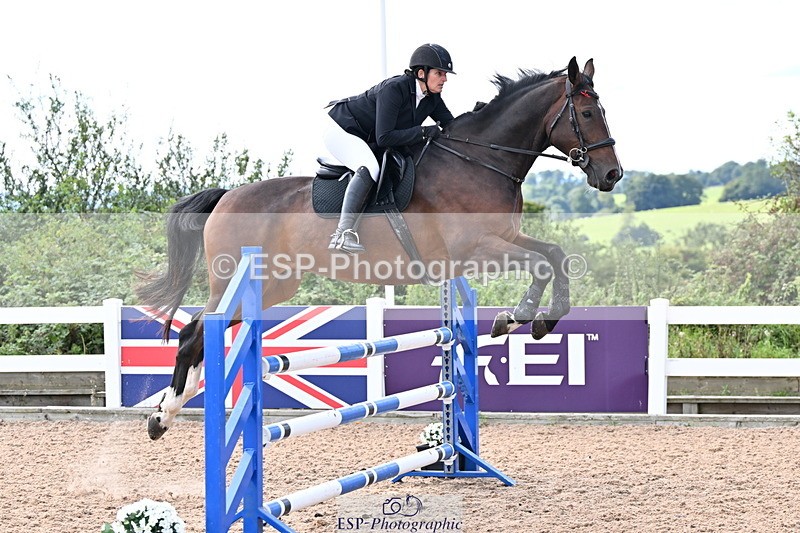 240912A-142944-01986 - Cls 12 1.05m Amateur Qualifier