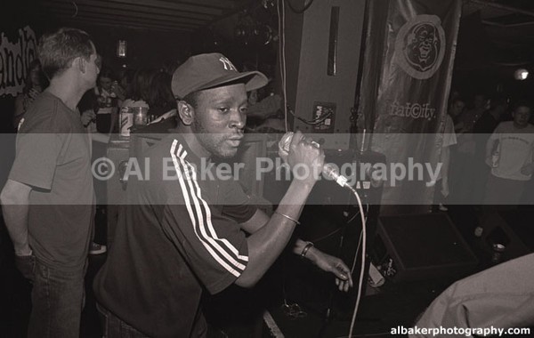 04 spikey-t - Friends & Family @ the-roadhouse 18.11.00