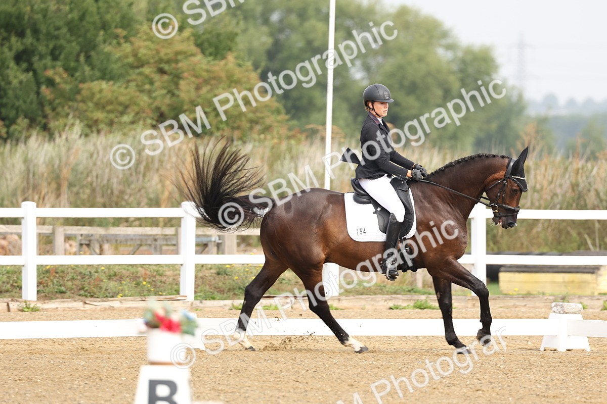 SBM_005409 - Class 6 - Novice 6 - 9.30-10.12