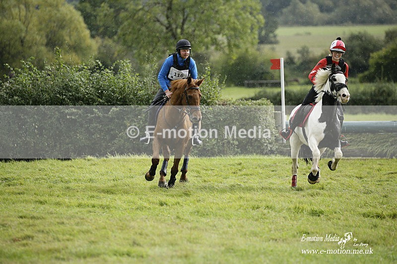  WWHT 031021 3662 - Intermediate Pairs (0.90m) 03/10/21