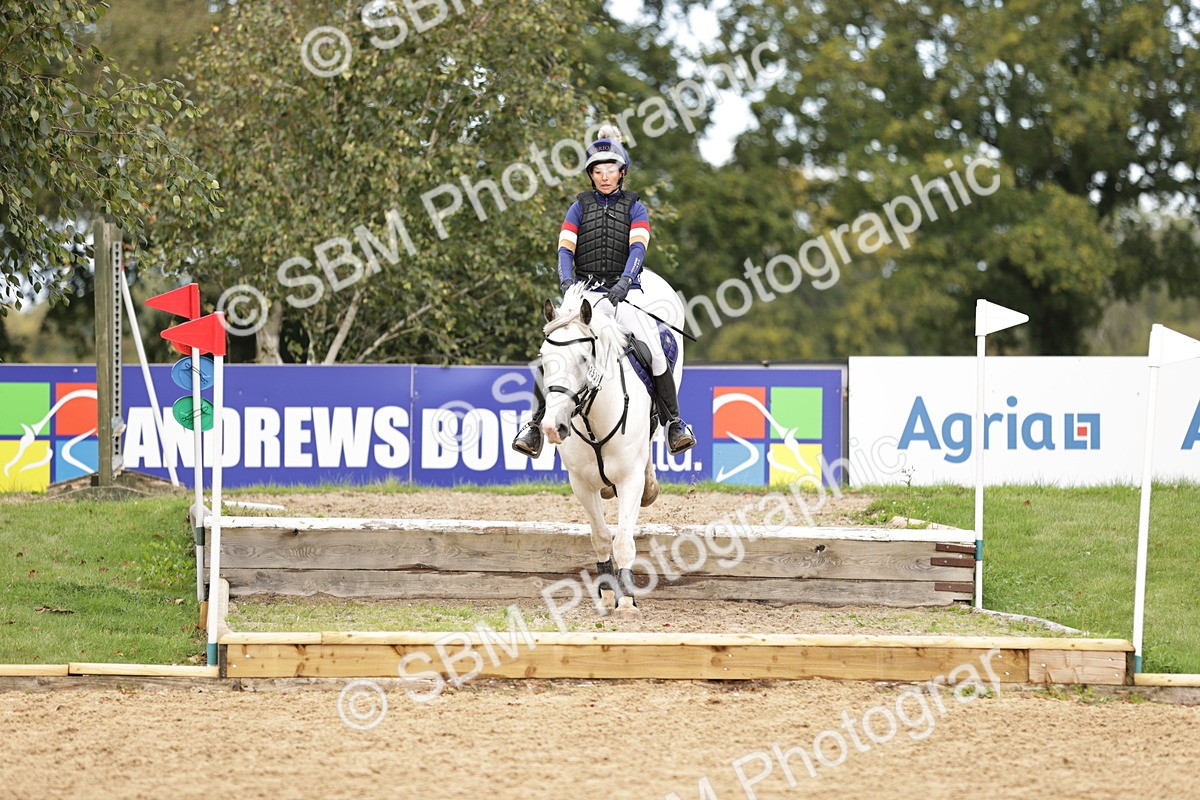SBM_04085_E2 - B Eventers Challenge 70cm - Stacey
