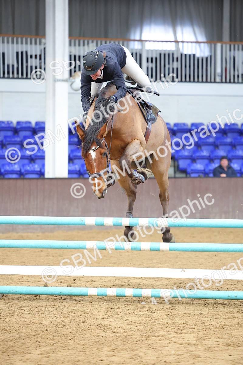 SBM_009671 - Class 20 - Senior British Novice/ 90cm Open - First Round (0.90m)
