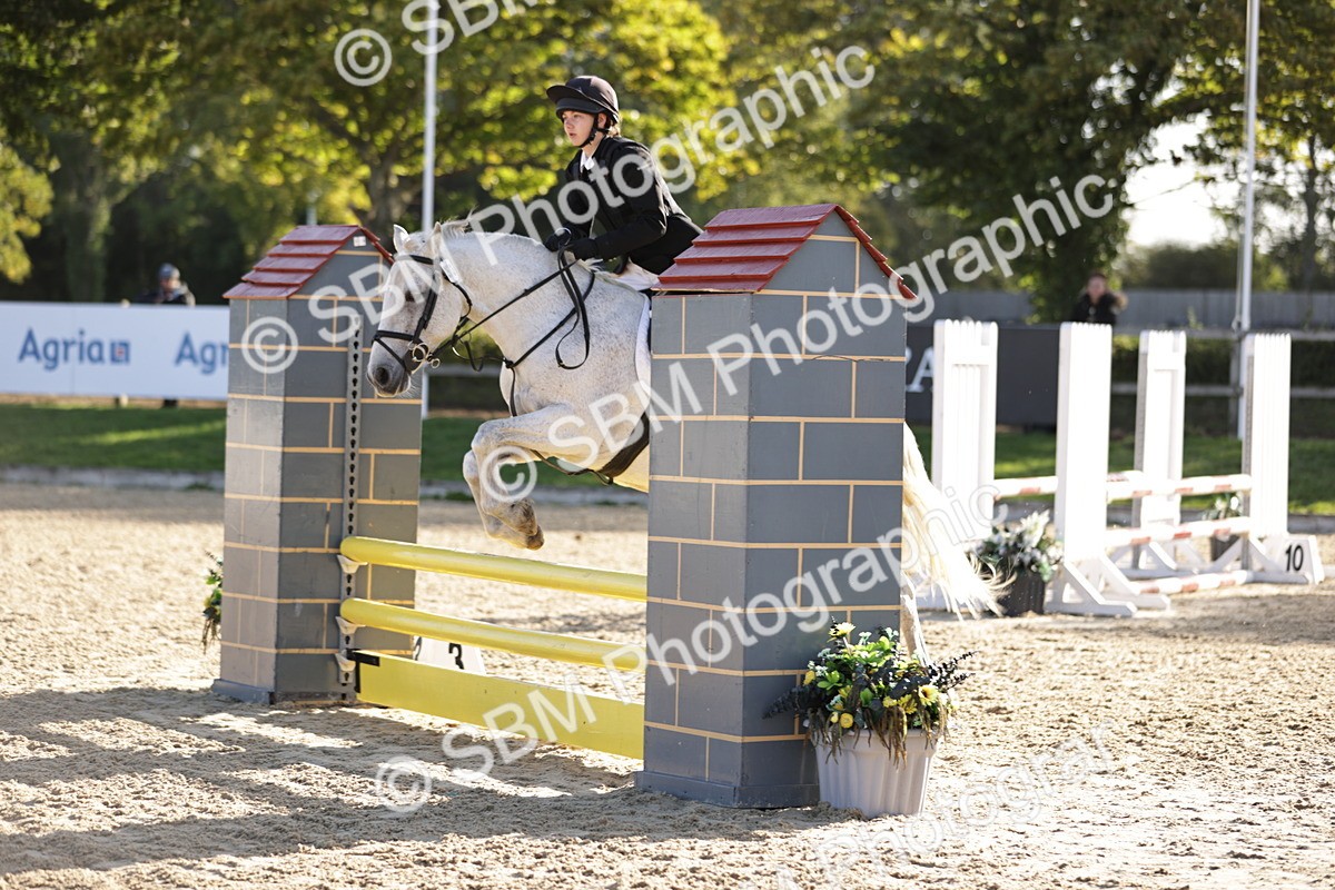 SBM_14822_J32 - Senior 70cm Championship - Michaela Camphell