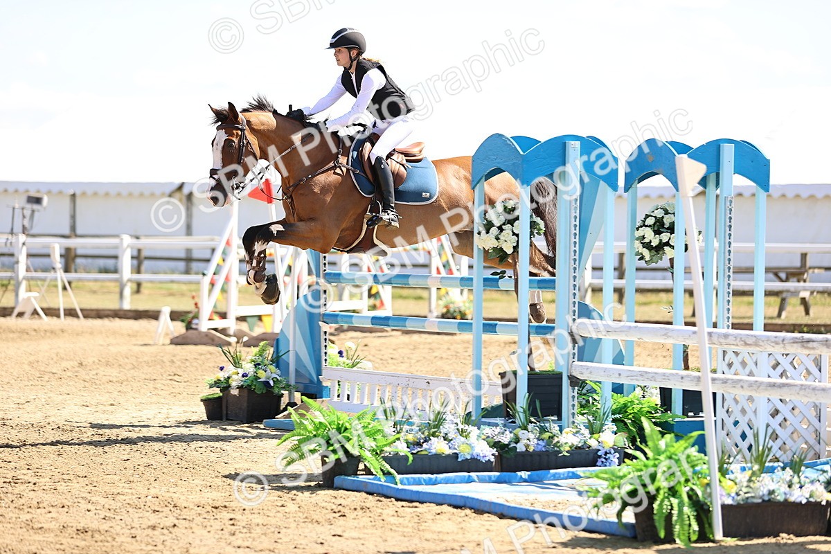 SBM_015237 - Class 16 - Senior foxhunter - 1.20m Open