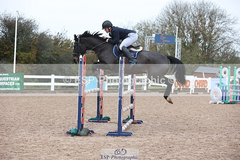 231112A-123745-04095 - Cls 19 Snr 1.05m Open