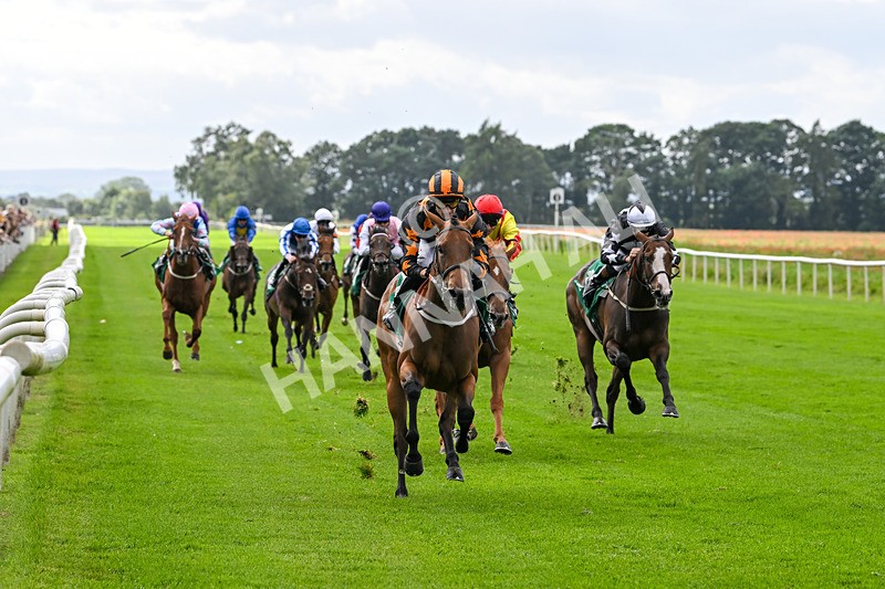 090824-Race 3-South Parade-4501