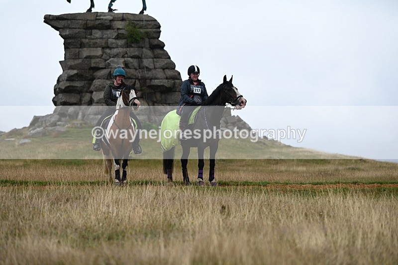 DSC_1989 - Time at Statue 12:13 to 12:32