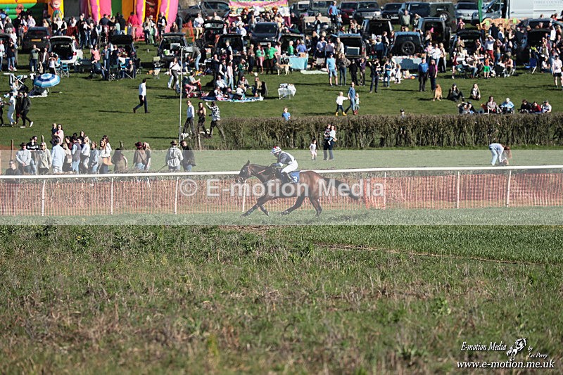 PtP 210326 585 - VWH Cirencester Races 21/03/26