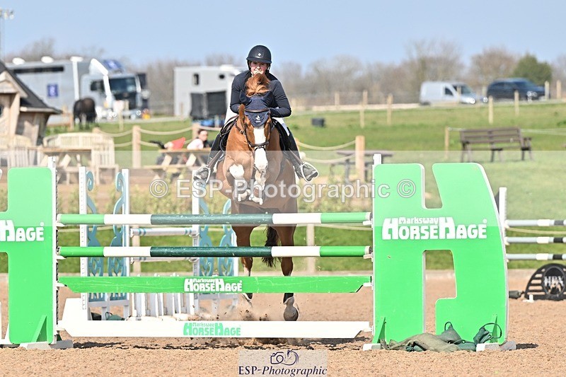 250326-142903-01165 - Cls 6 Foxhunter and 1.20m