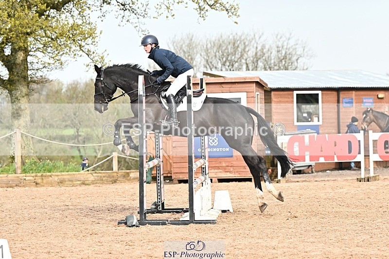 250416-093644-00062 - Cls 1 British Novice and 90cm