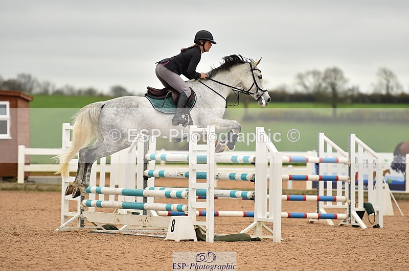231122A-140636-00577 - Cls 5 Foxhunter & 1.20m Open