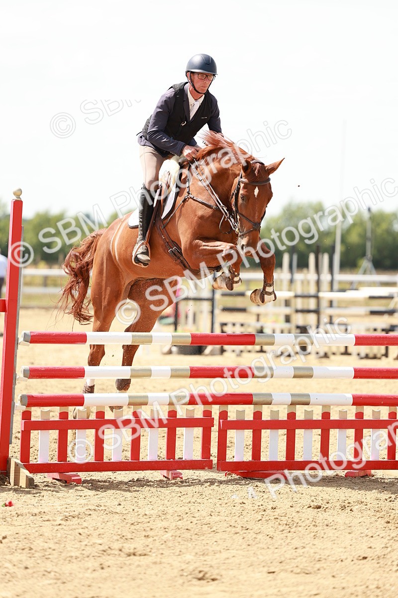 SBM_007749 - Class 3 - Senior Newcomers - 1.10m Open