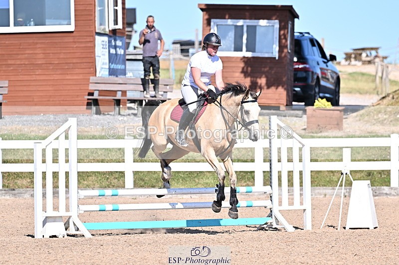 250708A-164838-00102 - 70cm Classes