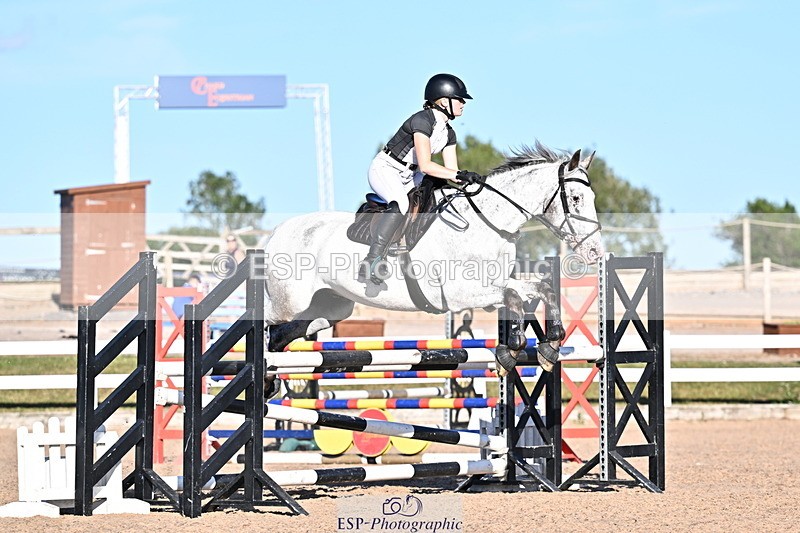 250708A-185705-00683 - 100cm Classes