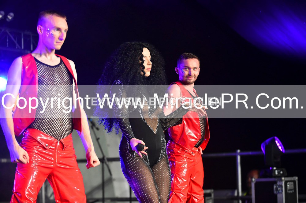 SH4_6764 - The Cher Experience