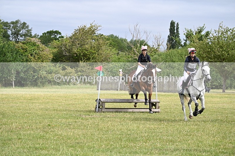 WJ6_5930 - 60cm Pairs XC