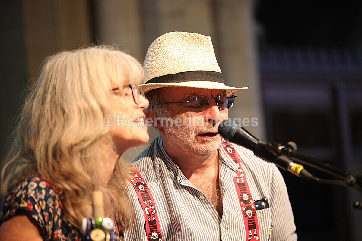 FOLK N BLUES-202 - FOLK and BLUES SEPT 2022