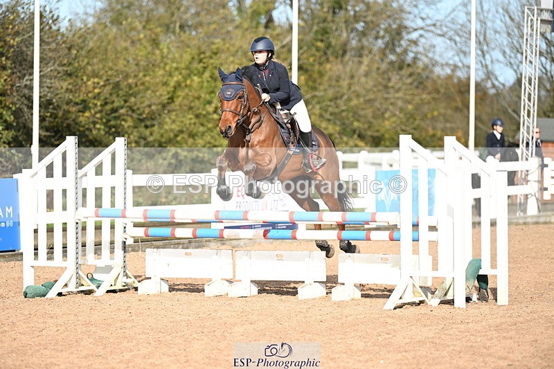 241026A-114720-00781 - SAT Cls 8 Pony Discovery and 90cm Open