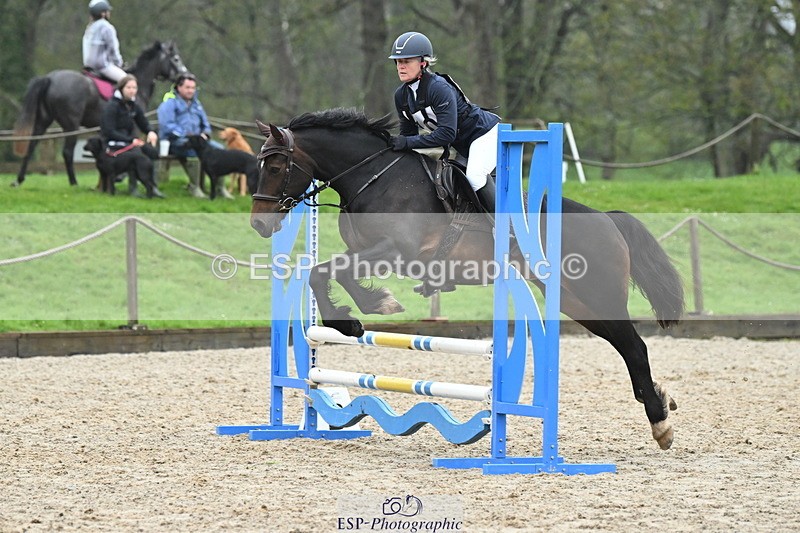 250418A-141858-01120 - UnAff 70cm