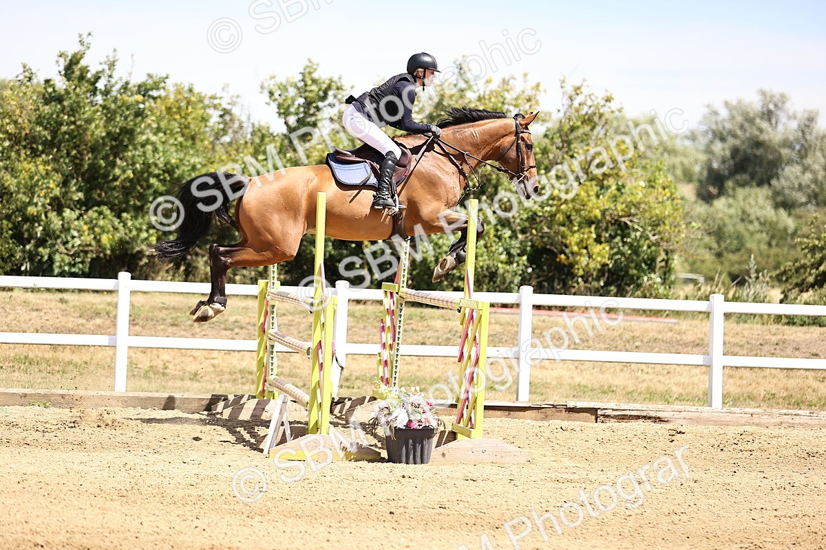 SBM_010186 - Class 9 - Senior Foxhunter - 1.20m Open